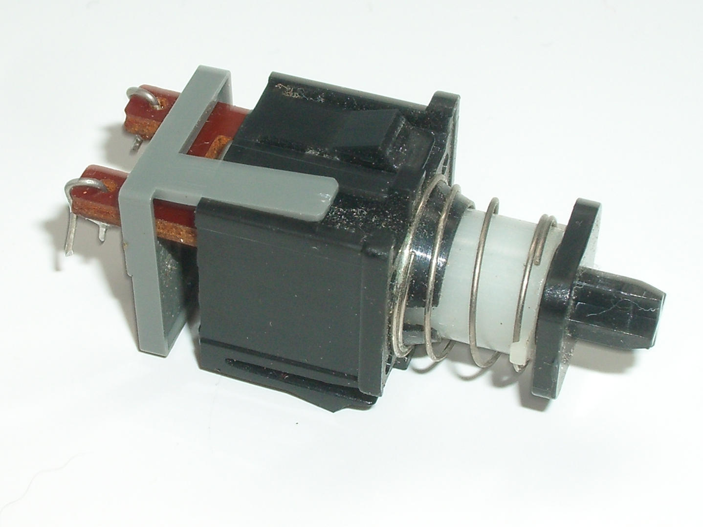 C64 09 partially open.jpg