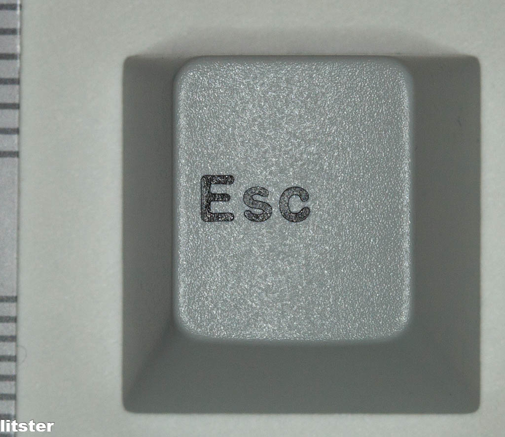 Cherry Esc Keycap - Double Shot Wey White.jpg