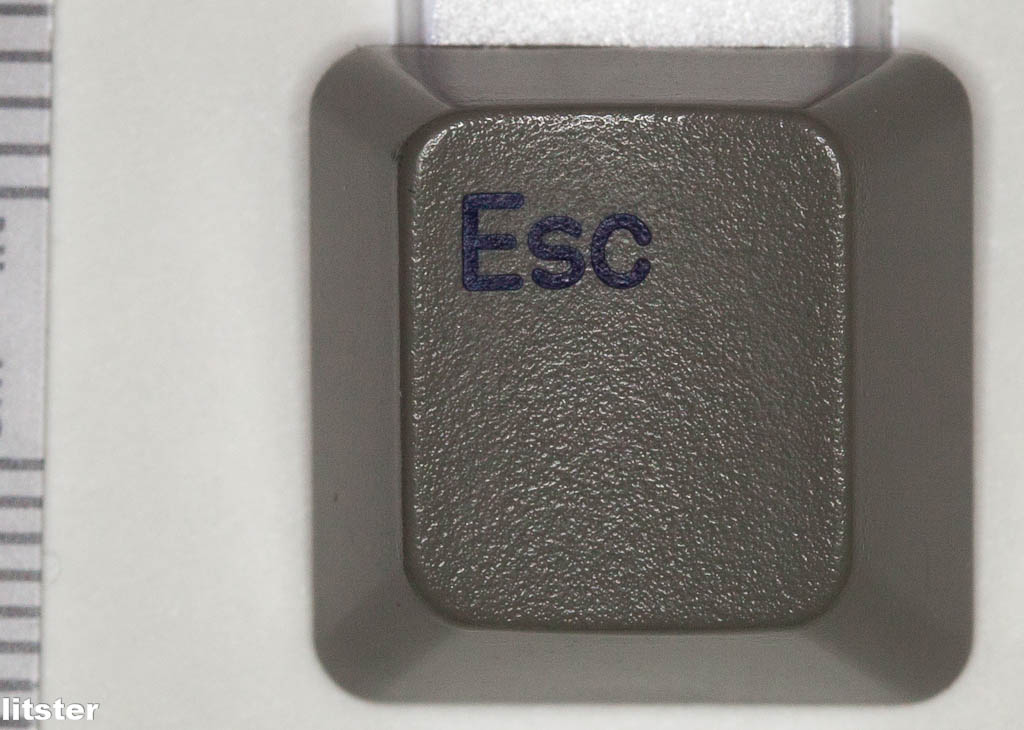 Cherry Esc Keycap - Double Shot Wyse Thick.jpg