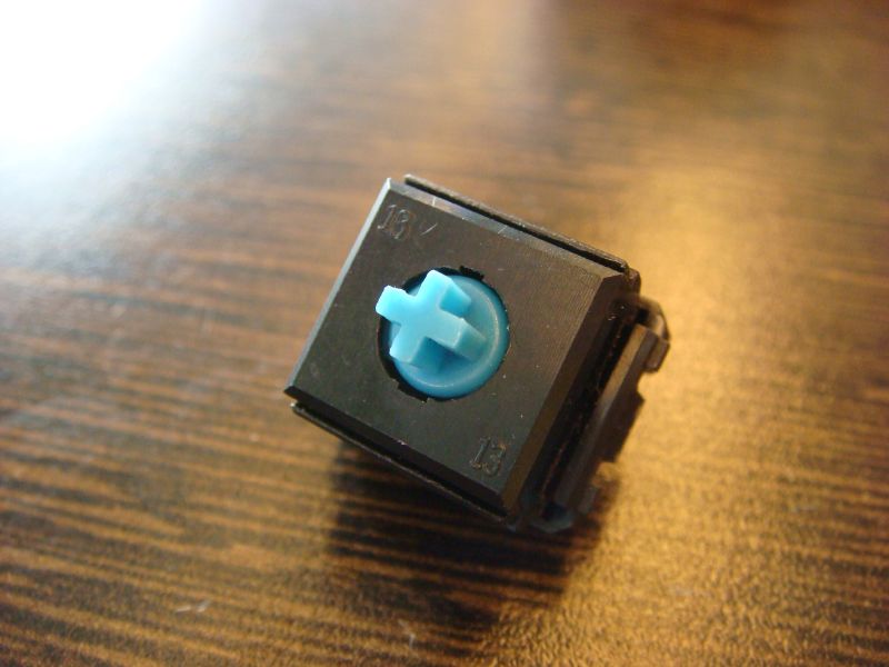 AKF Cherry MX mount -- top, angled.jpg