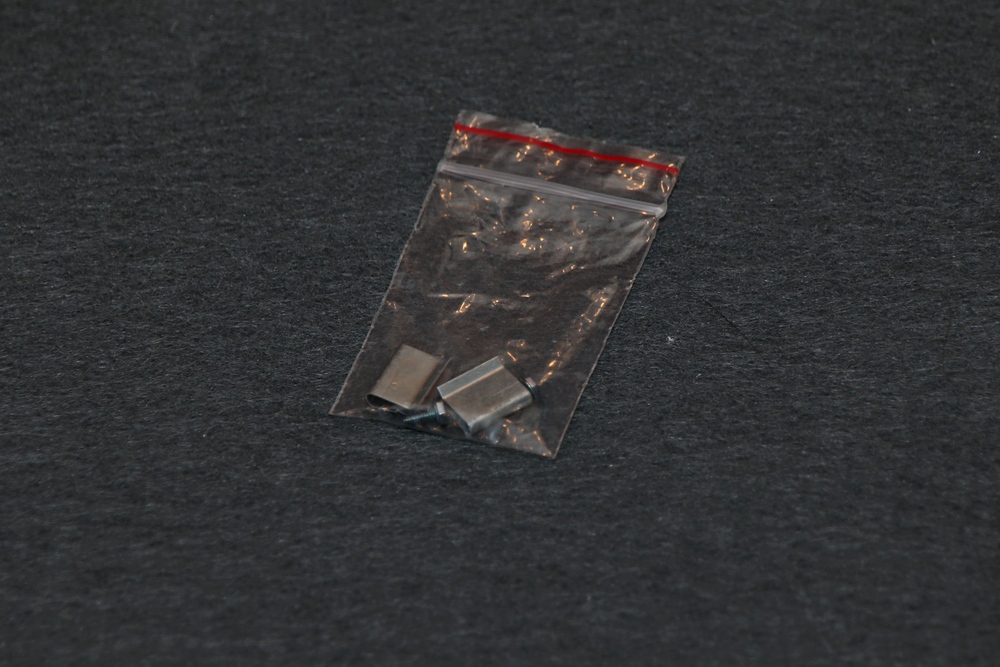 Clip and Screw Baggie.jpg