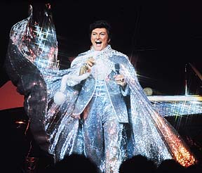 liberace1.jpg