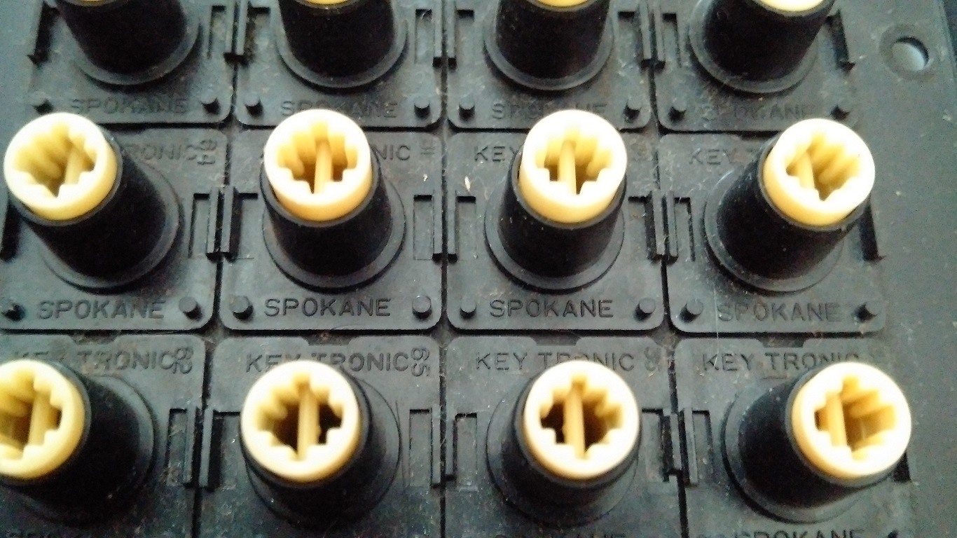 Apple Lisa keyboard - key switch markings