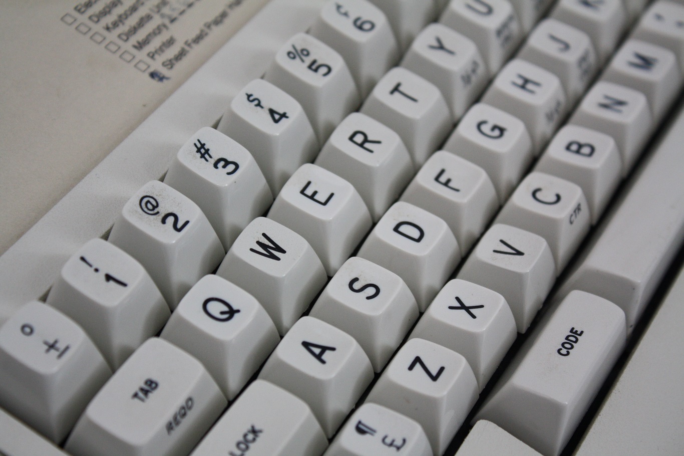 IBM Displaywriter - keyboard closeup