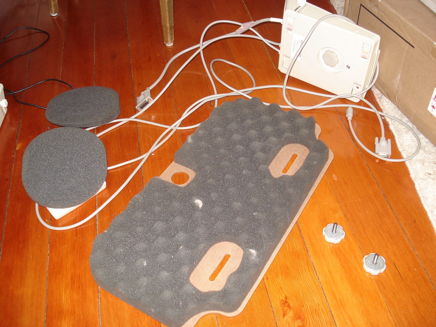 datahand leg mount kit