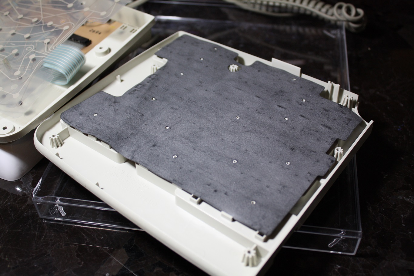 IBM M15 - Right side rubber layer over springs