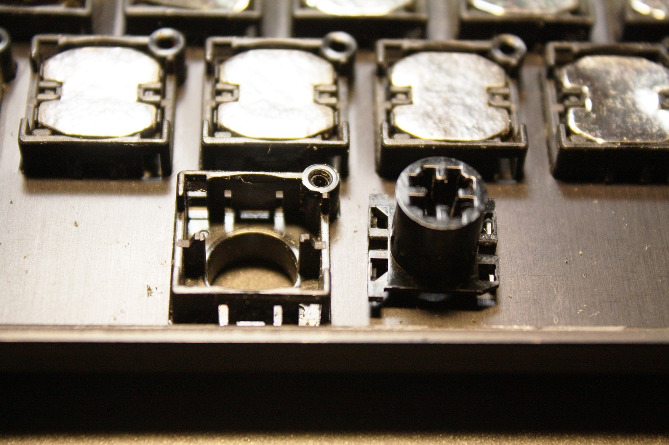 Cherry KFN3-8351 - key switch view 3