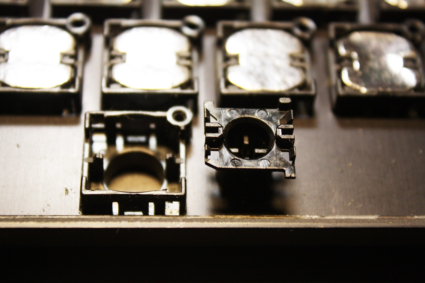 Cherry KFN3-8351 - key switch view 4