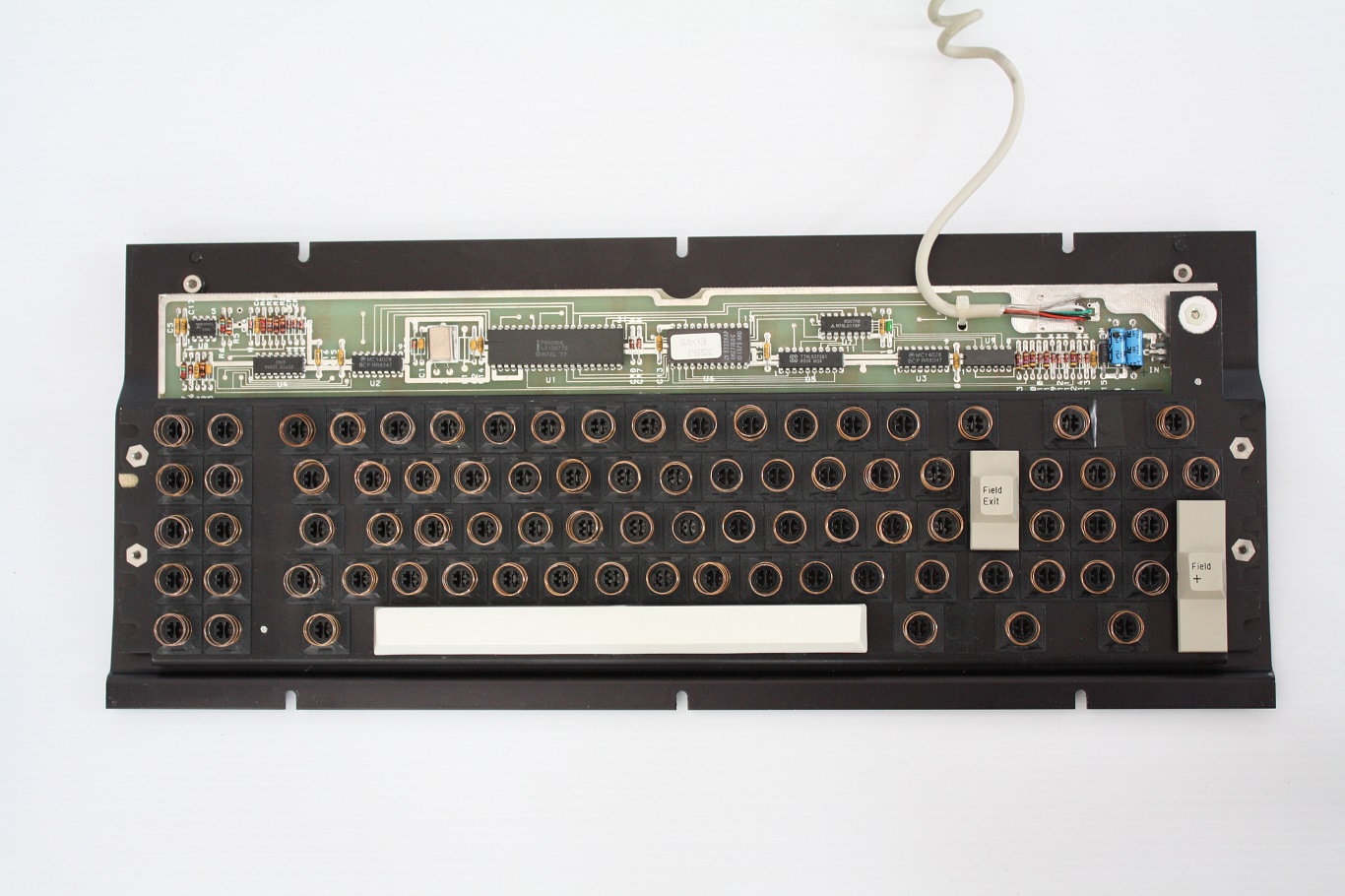 Cherry KFN3-8358 - case top removed