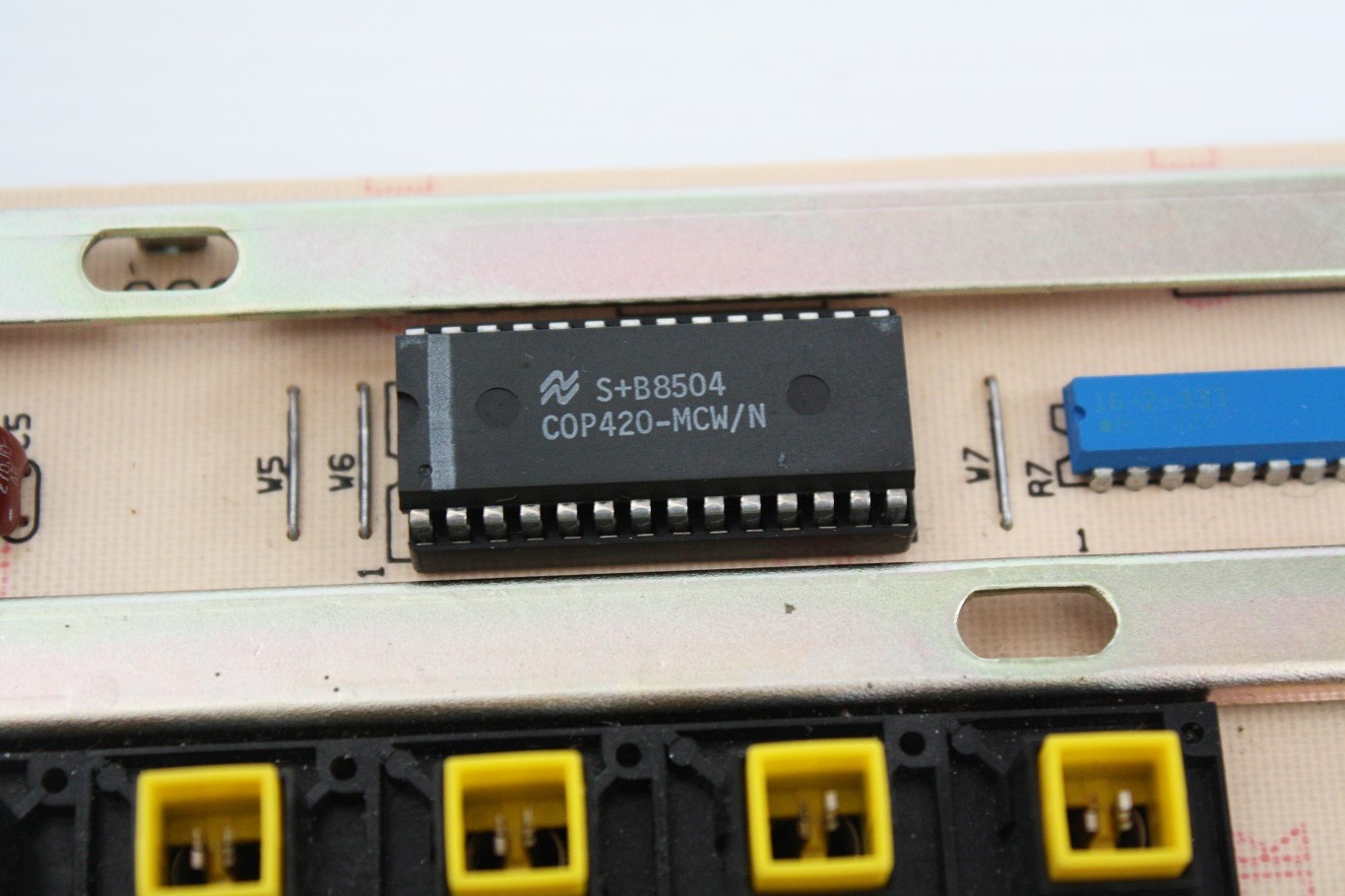 ADM11 - Week 4 of 1985 dated controller
