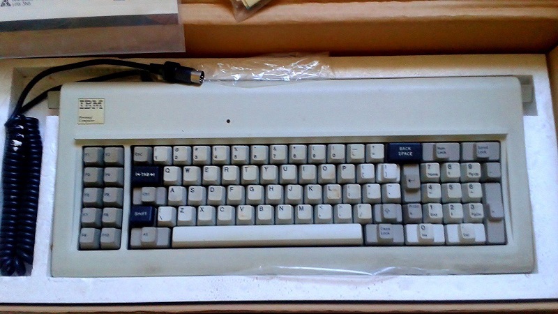 Boxed IBM PC XT keyboard with key cap covers OR replaced key caps?  We'll see.