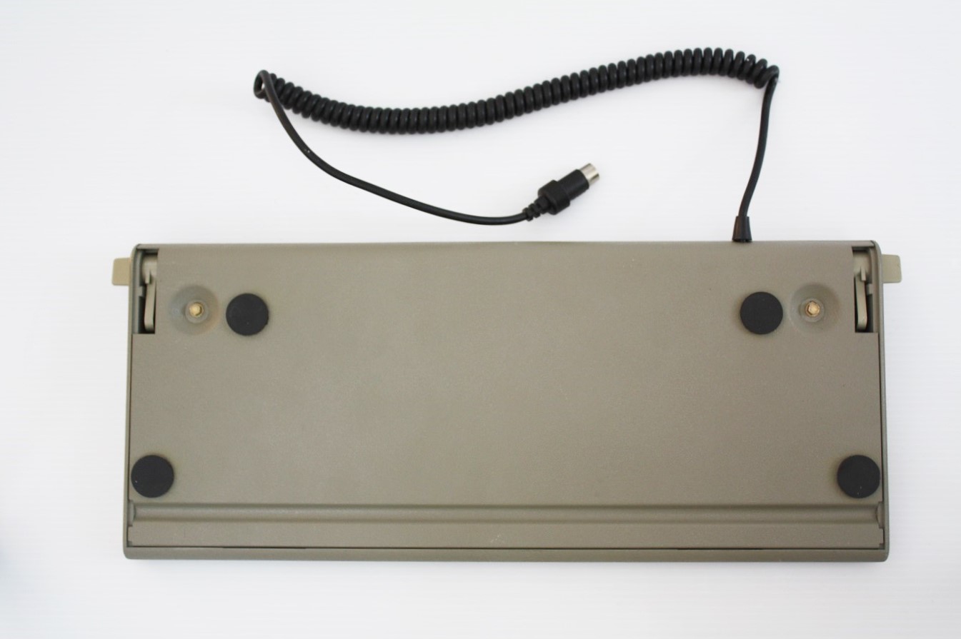 IBM Industrial XT (Oak) - Keyboard back with rubber feet (not cork)