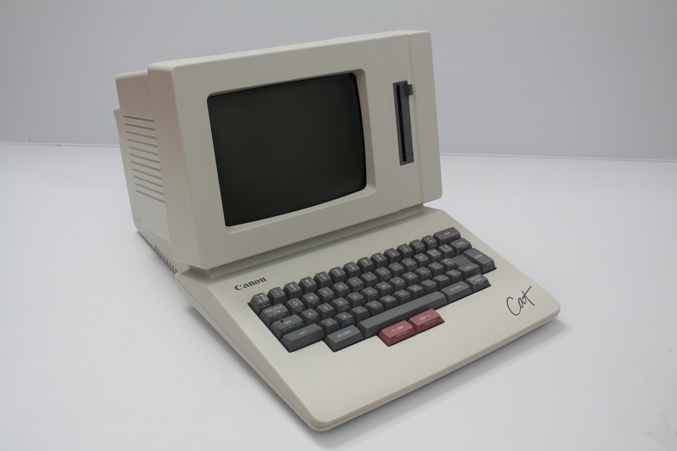 Canon Cat - front profile