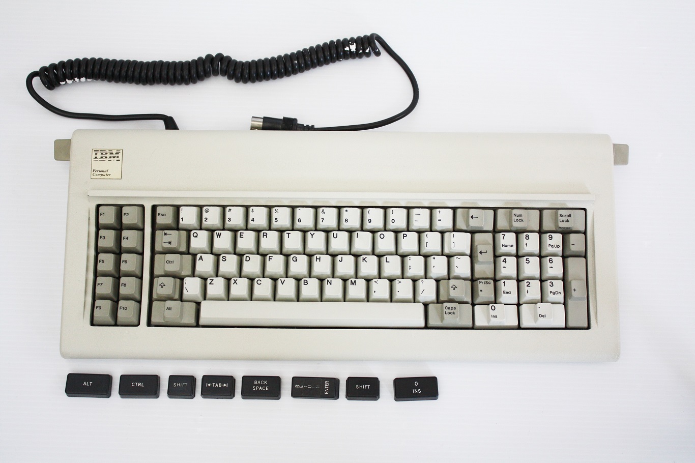 IBM PC Applied Dynamics key tops - key tops removed