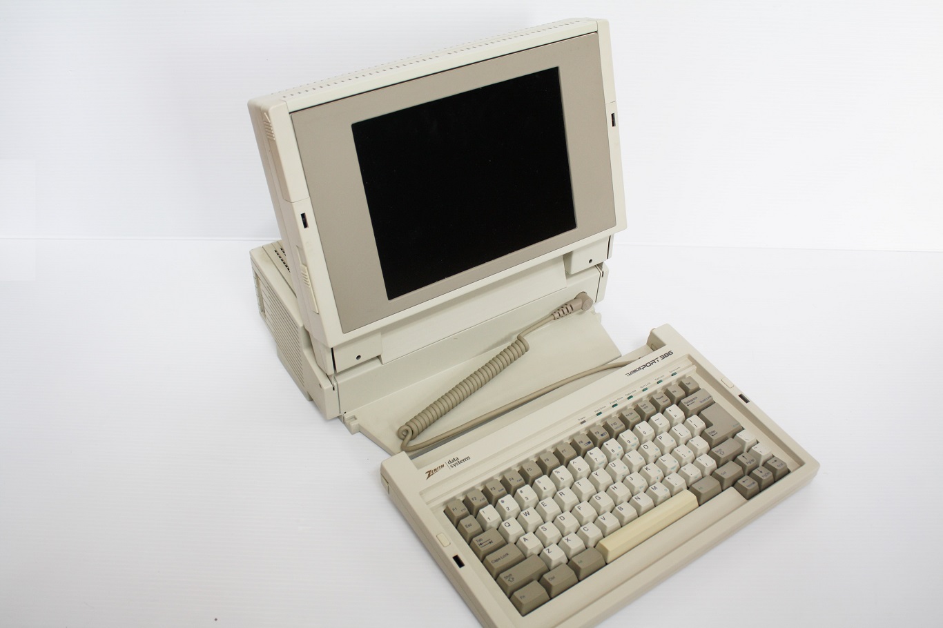 Zenith TurbosPORT 386 - laptop keyboard detached