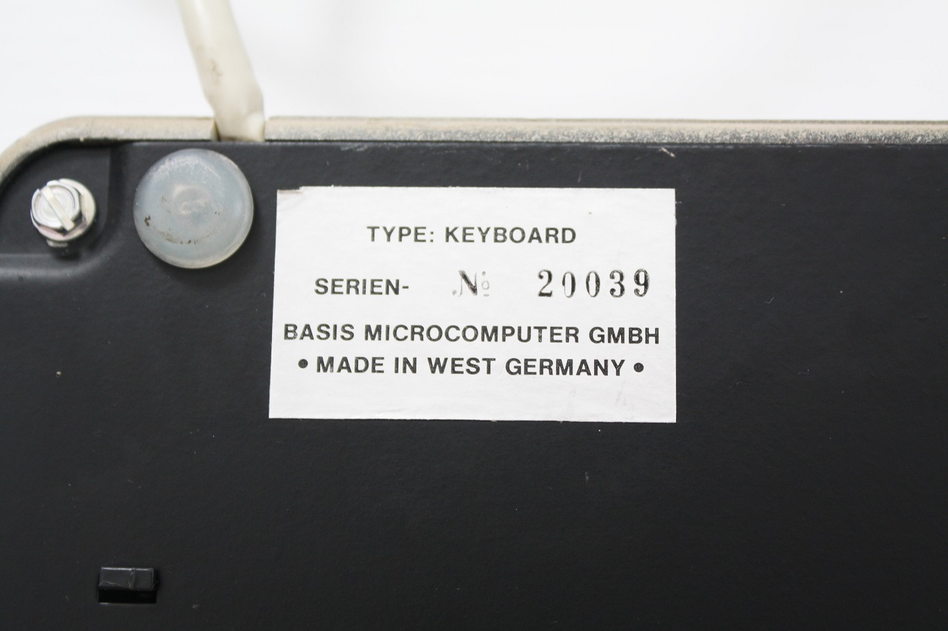 Basis 108 - bottom label