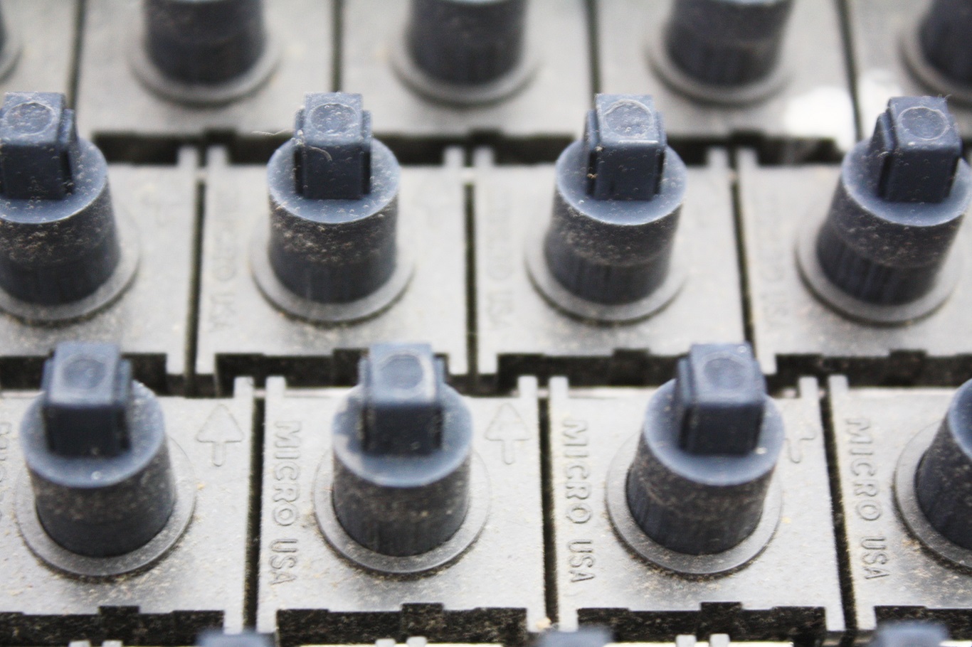 IBM 3277 typewriter keyboard - dirty dusty sliders