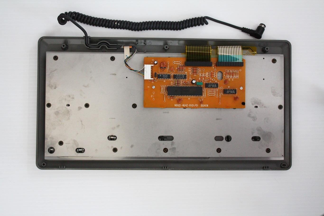 FMT-KB202A - keyboard top with membrane and plate assembled