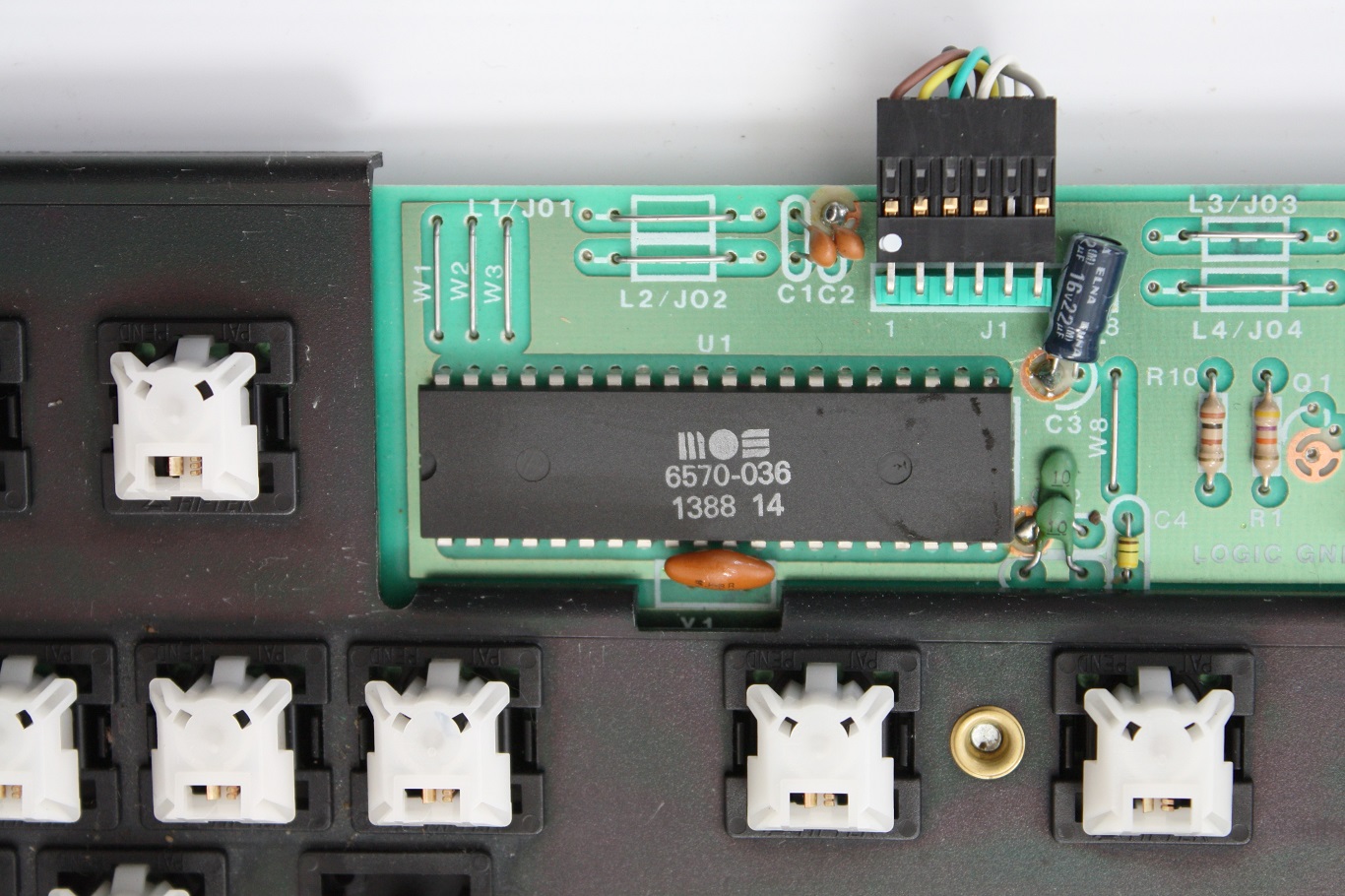 Amiga 2000 Hi-Tek - keyboard controller