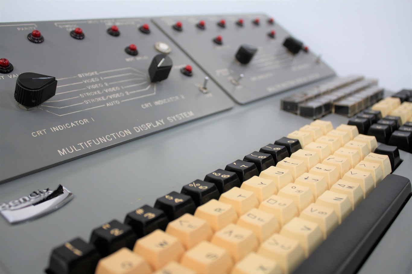 Bendix NASA Console - profile close-up