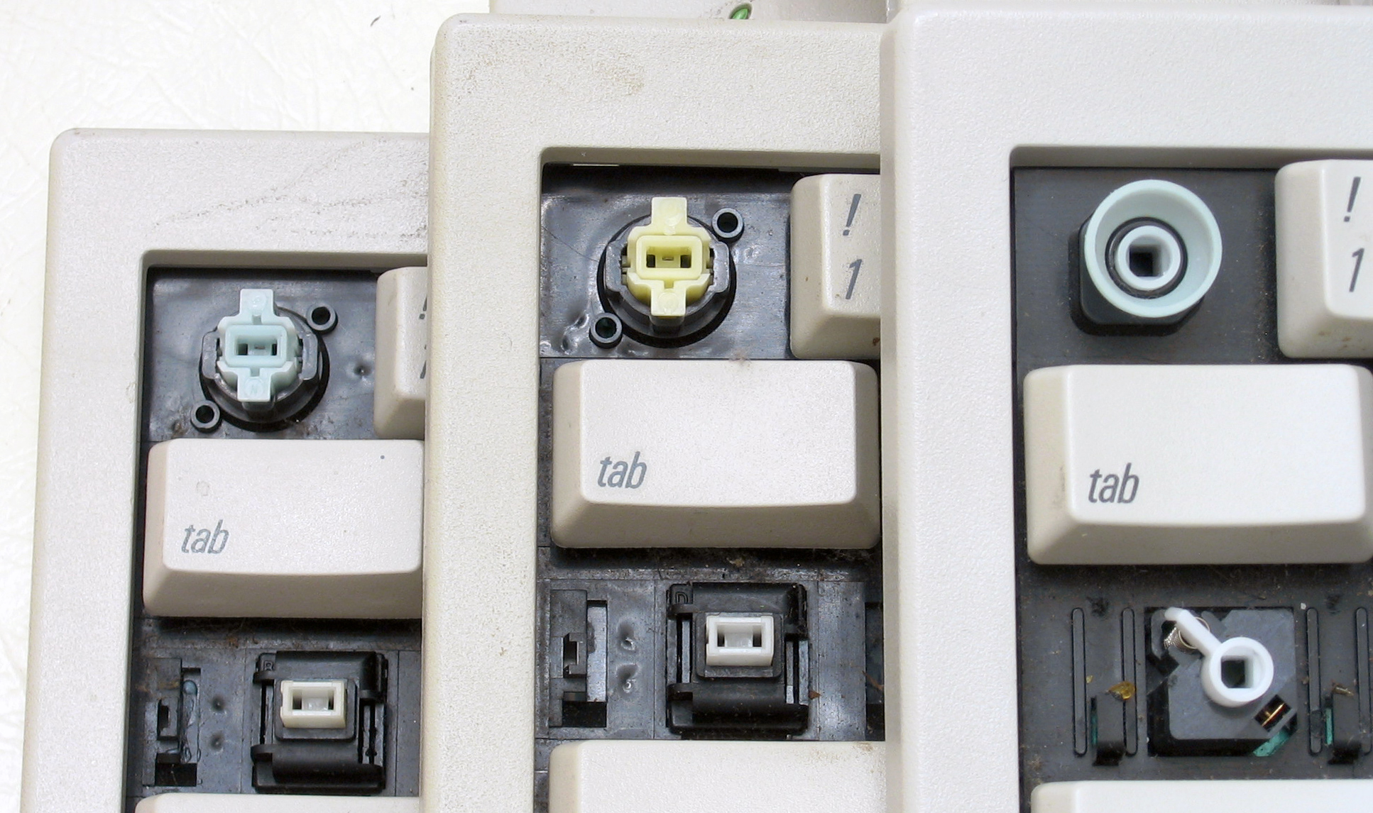 3 apples what ARE these switches.jpg