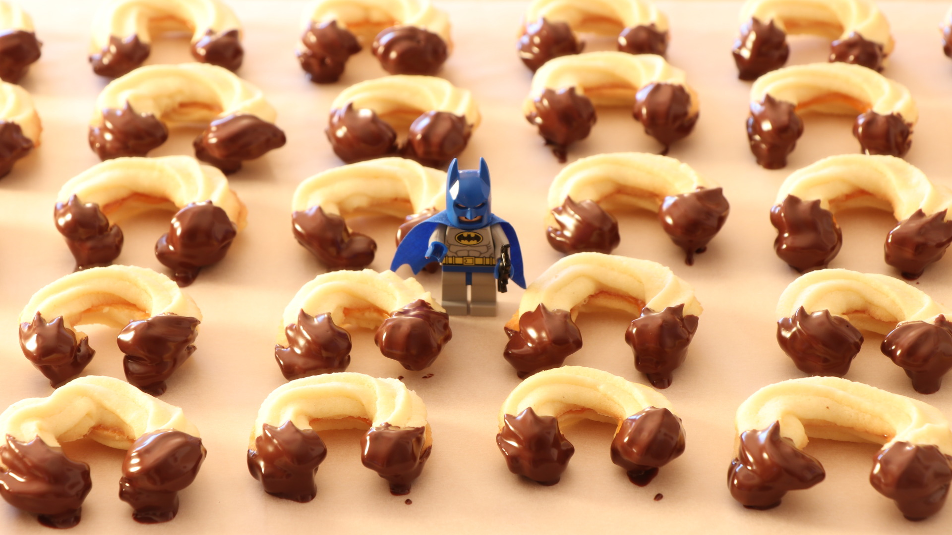 Linzer Kipferl with Lego Batman