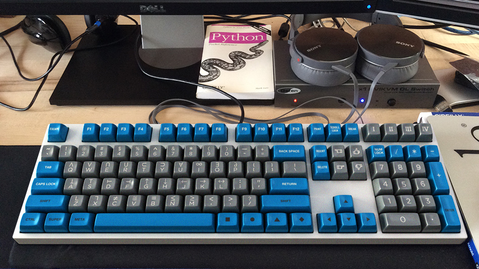 space_cadet_keyboard_atwork_03.jpg