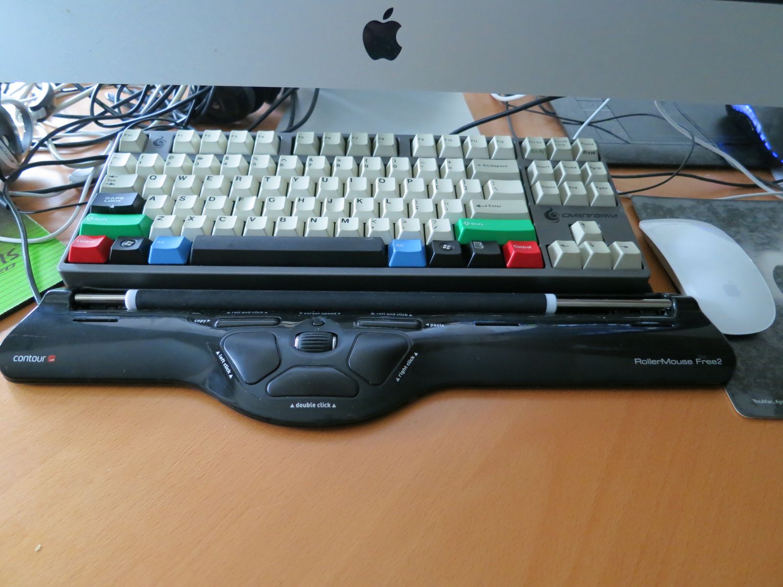Iteration 3 setup : No wrist rest and cherry mx Black CMstorm quickfire with non reversed tilt
