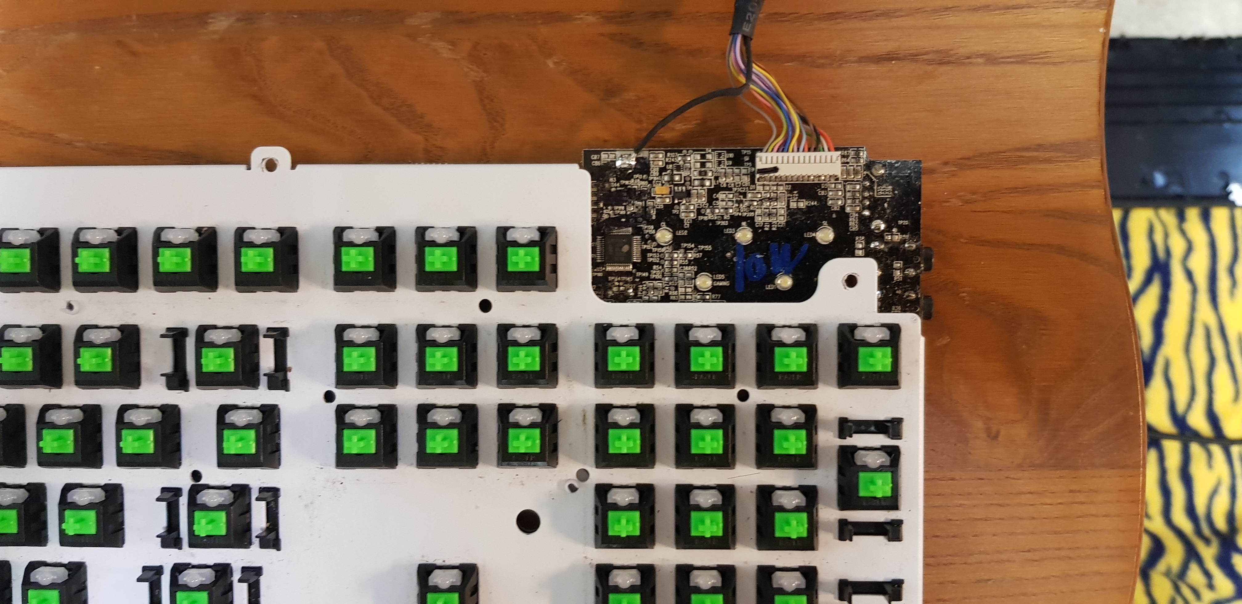 picture up close of the top right of the PCB