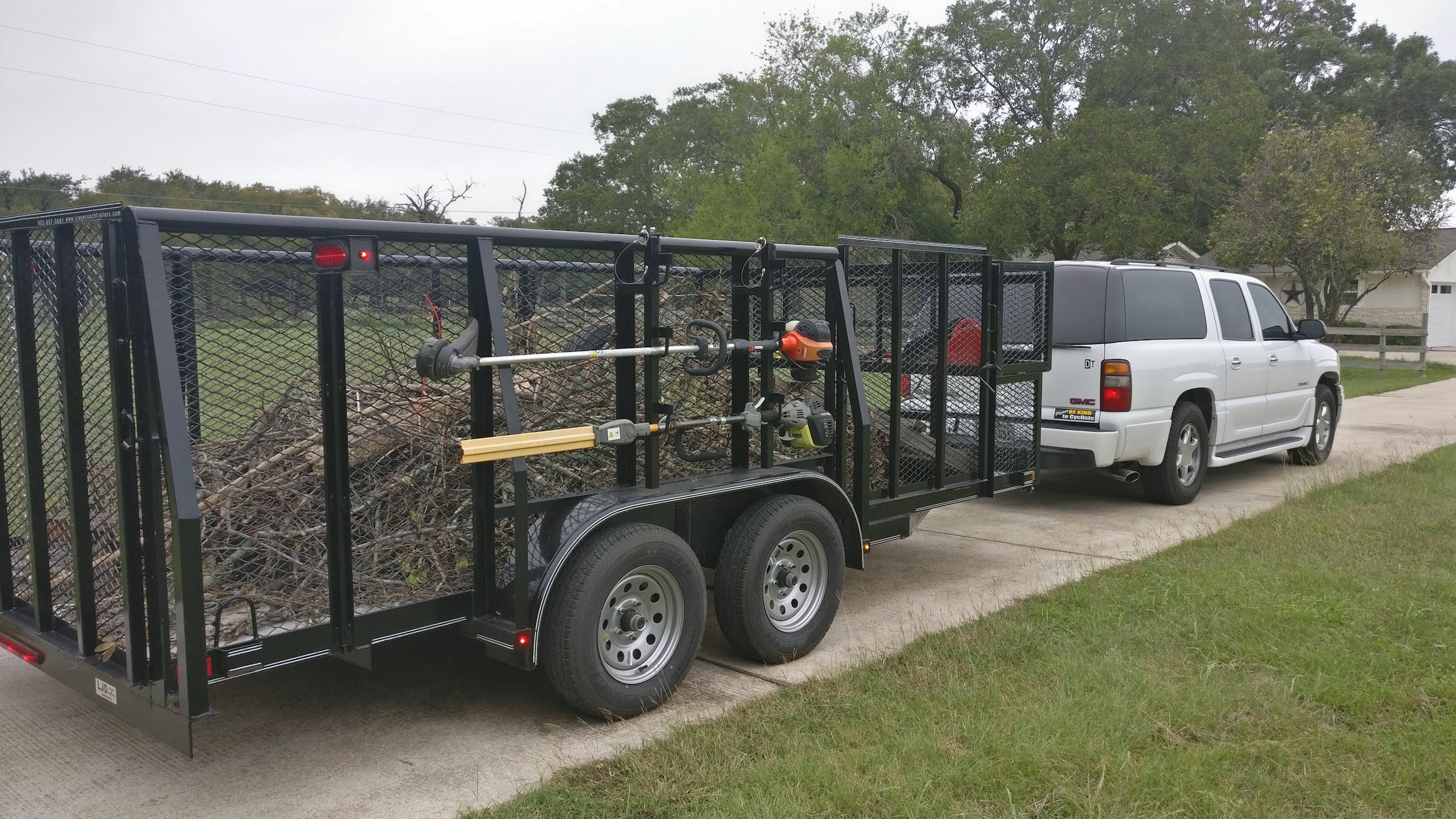 Note the DT sticker on the right side near the hazard light.