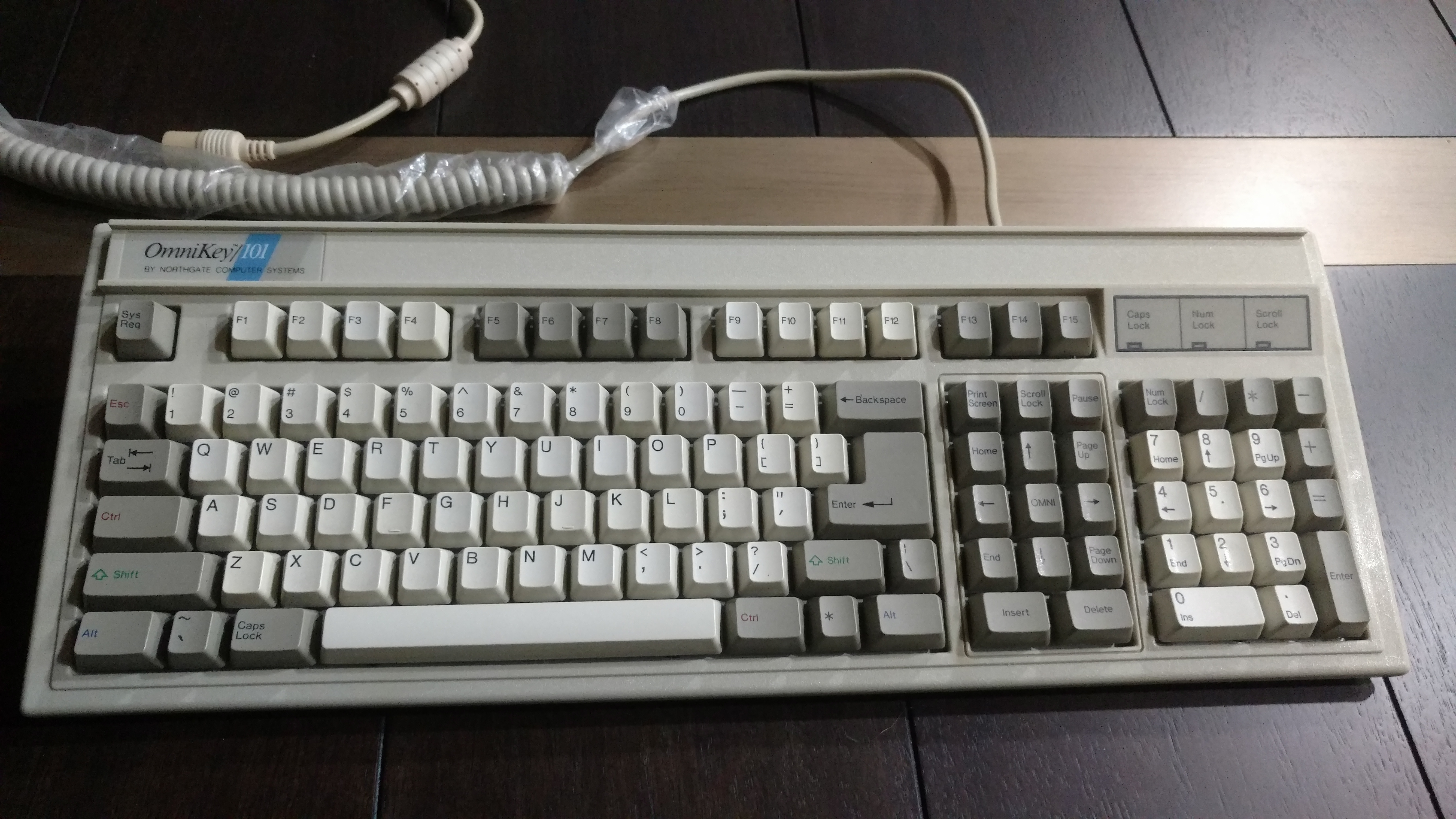 Plastic Omnikey 101 Top Case.jpg