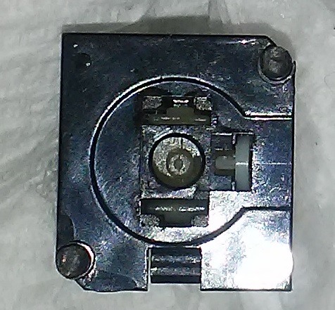 18locking_switch2_sm.jpg