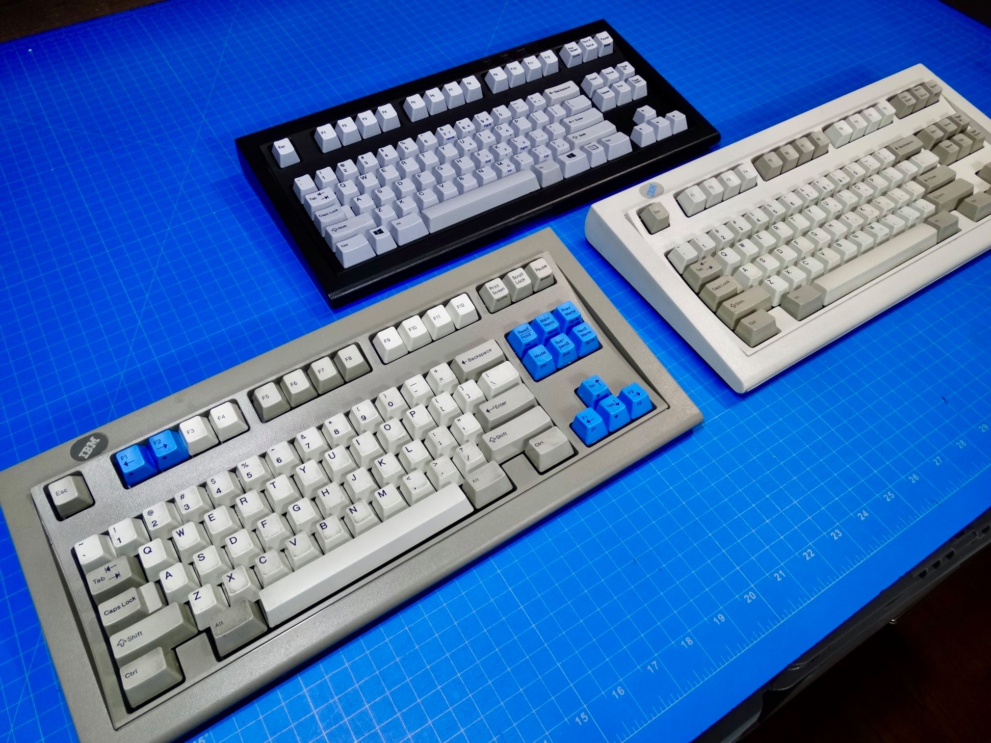 IBM industrial SSK IBM SSK Unicomp Mini M 1.jpg