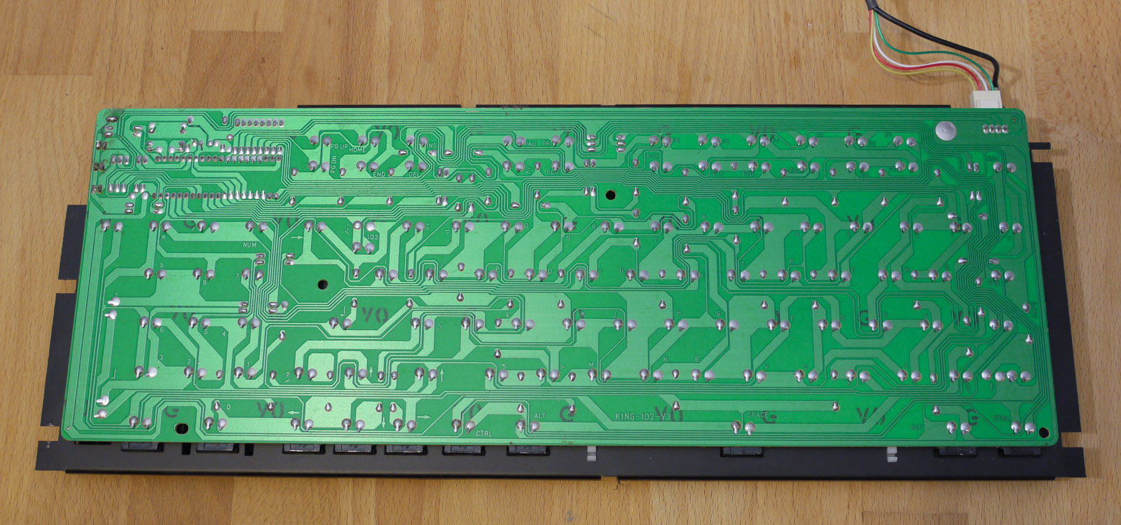 PCB. It only says &quot;KING&quot;.