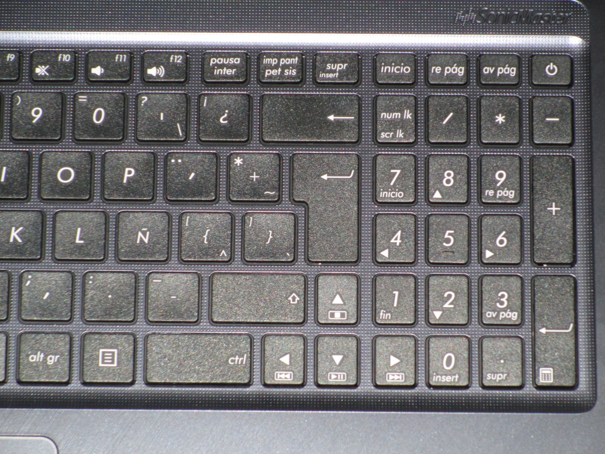 Right half of the keeb.