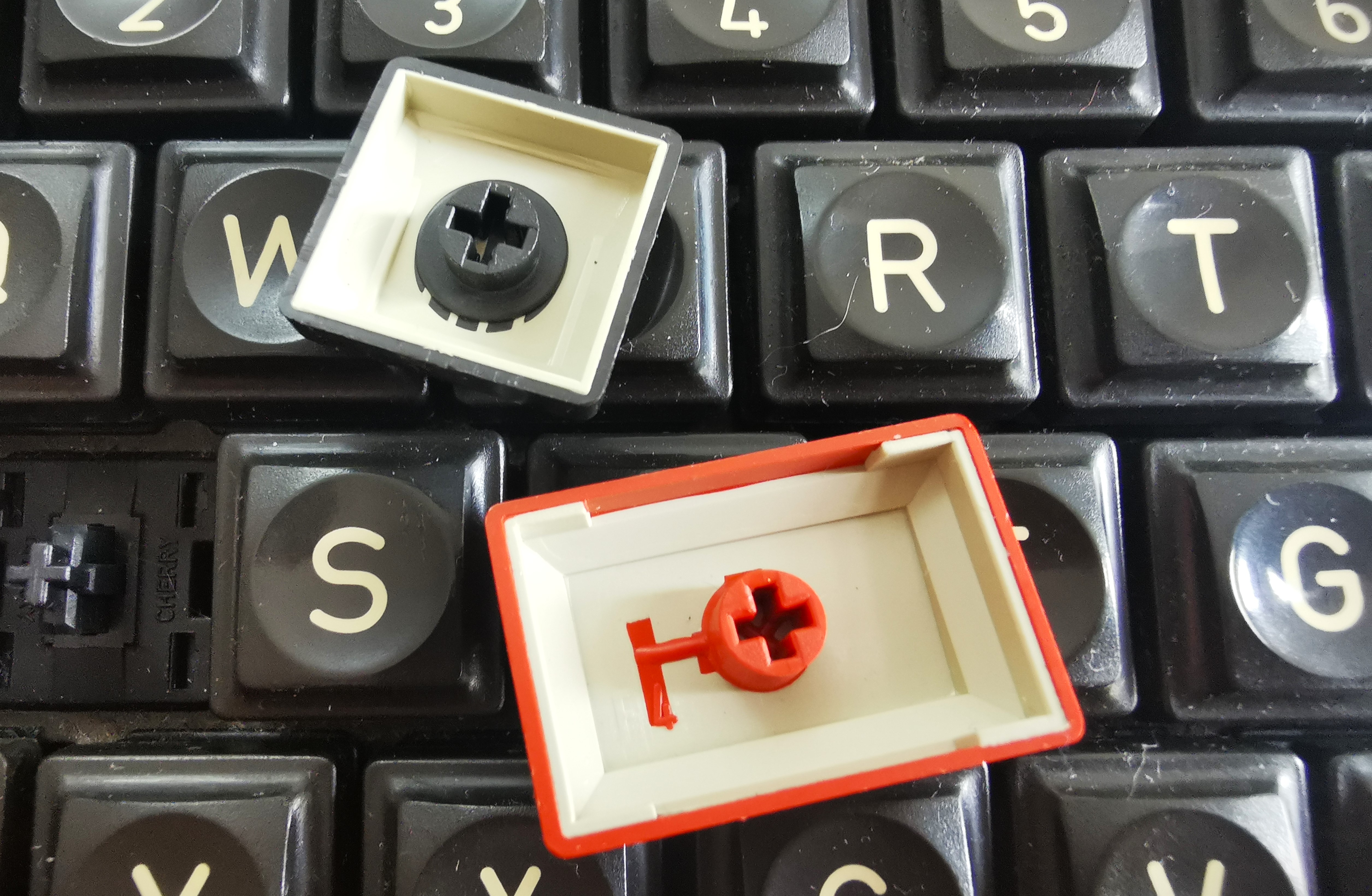 TA-SE-1040-keycaps.jpg