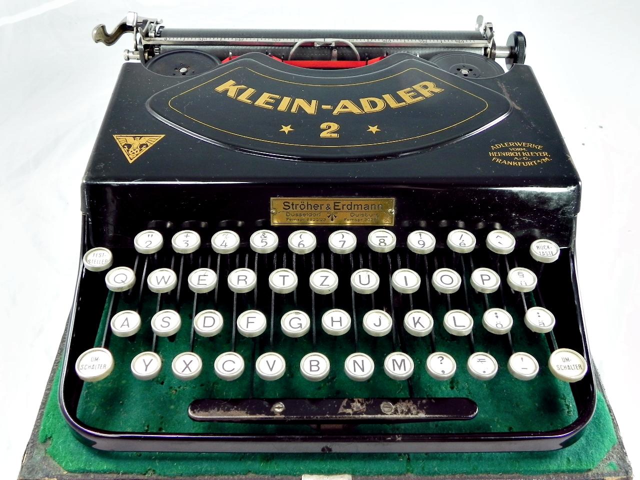 vintage-antique-klein-adler-2-germany-mechanical-typewriter-pauljen-1211-29-pauljen@1.jpg
