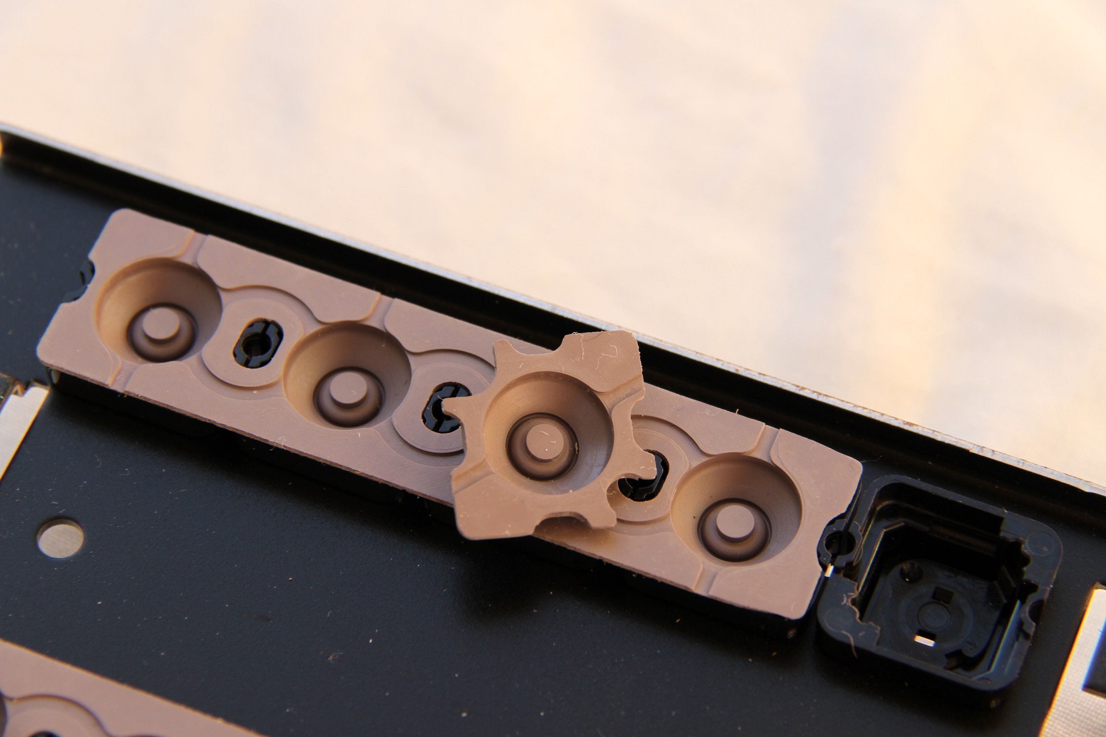 Sony BKE-2010 - Domes Underside.JPG