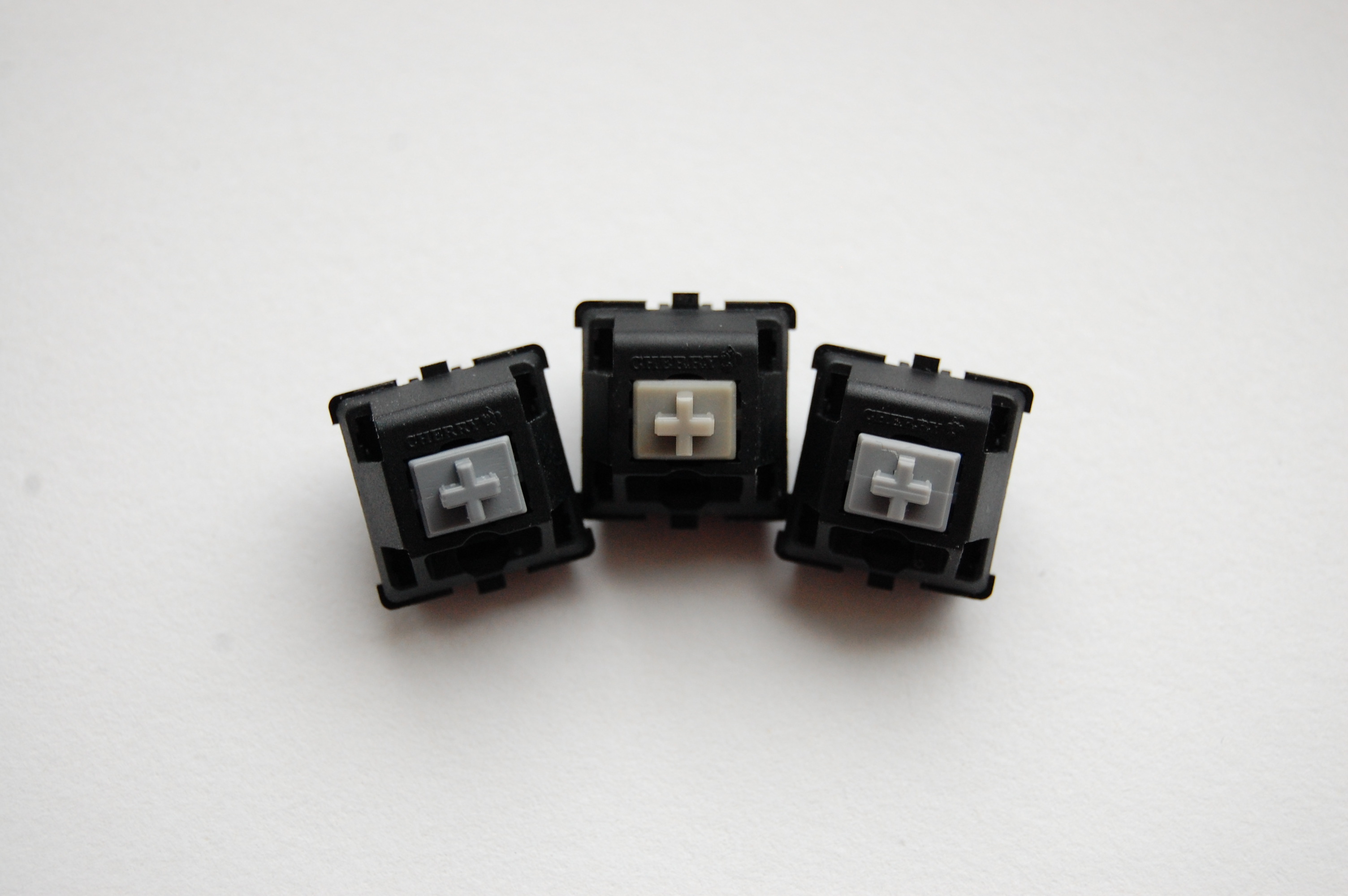 MX Greys -- hug - Dark Grey - Old Dark Grey - Grey.JPG