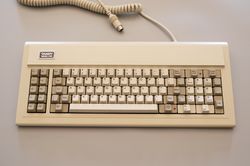 Tandy-1200-HD-top.JPG